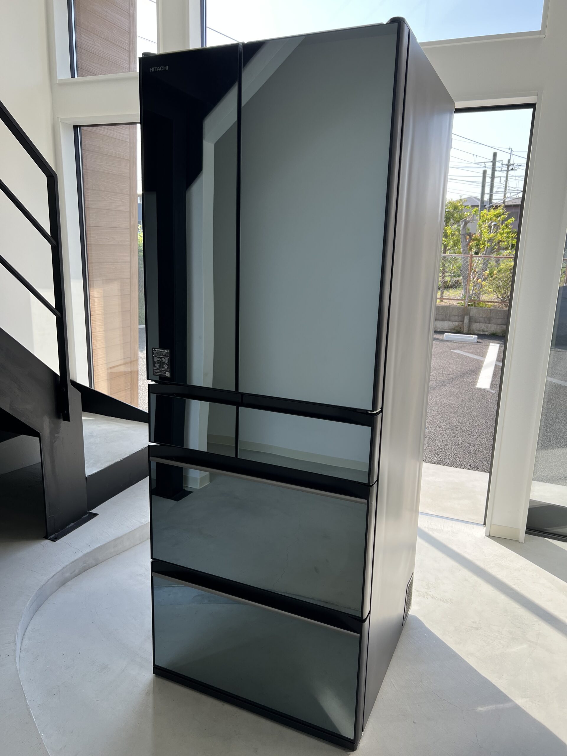 HITACHI 6ドア冷凍冷蔵庫 R-KX57N(x) 2021年製を出張買取しました！ 