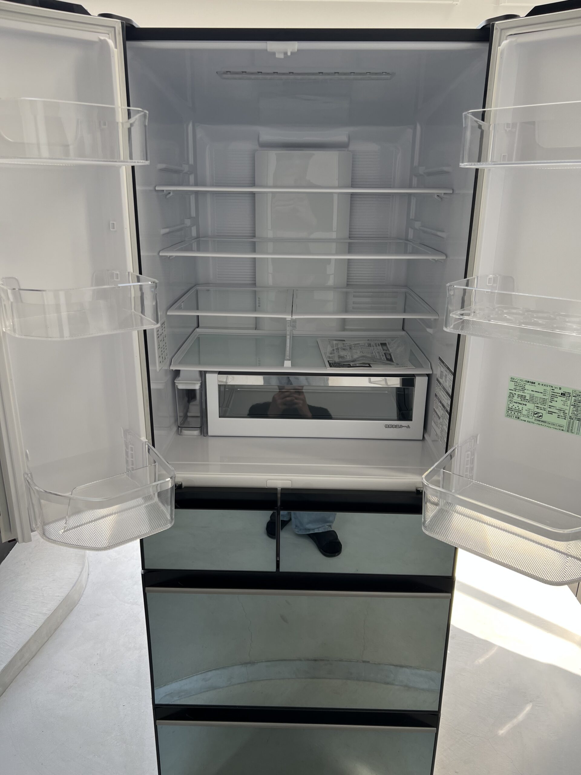 HITACHI 6ドア冷凍冷蔵庫 R-KX57N(x) 2021年製を出張買取しました 