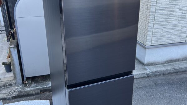 3ドア冷蔵庫 HITACHI R-V32NV(K)を出張買取しました！３ドア冷蔵庫買取