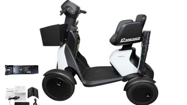 e-SNEAKER ダイハツ 電動車いすを買取!シニアカー買取